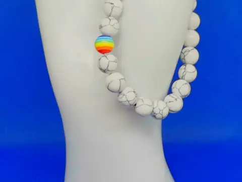 Rainbow Stone -rannekoru