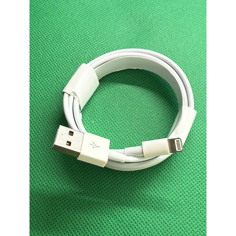 Lightning – USB-A -latauskaapeli