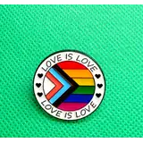 Love is Love -pinssi (Progress Pride)